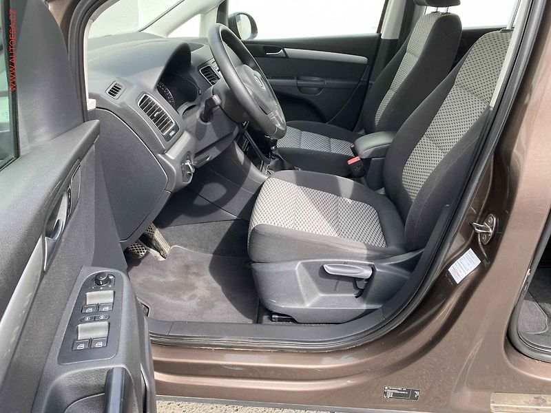 Volkswagen Sharan (2012) 1.4TSi, AC, park.asist - fotka 9 z 16