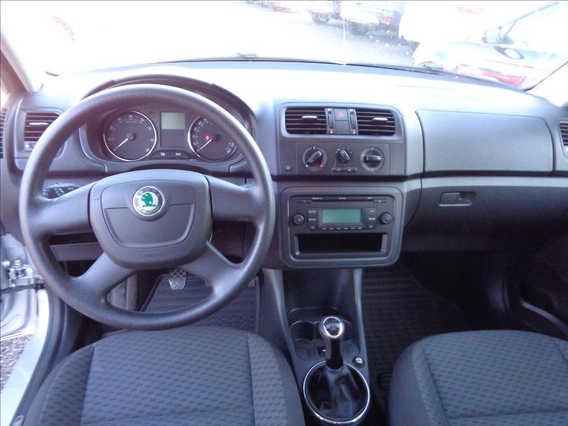 Škoda Fabia 1,2 - fotka 8 z 14