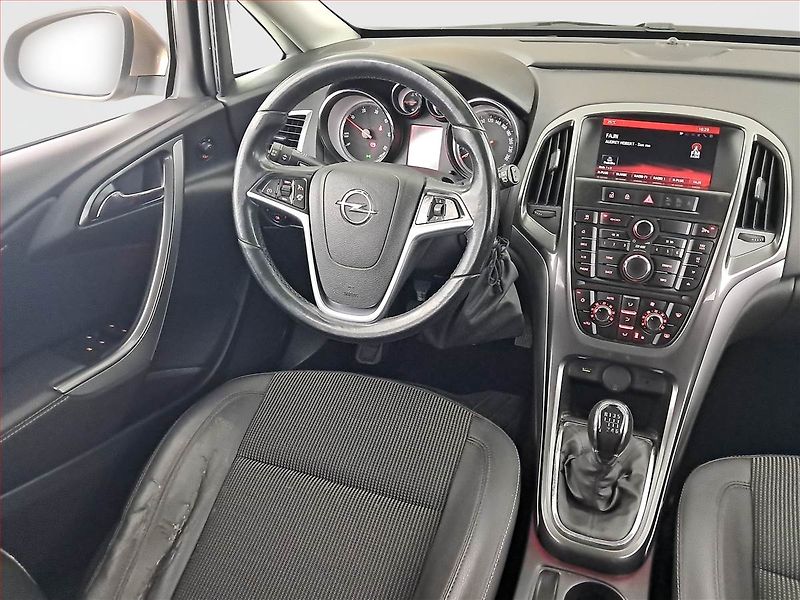 Opel Astra (2014) 1.6 CDTI, Xenony, Tempomat - fotka 7 z 17