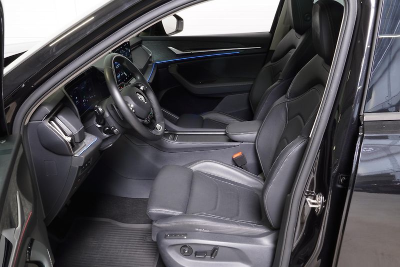 Škoda Kodiaq 2.0TDI Excl.Sel.ČR,1MAJ,7 míst - fotka 19 z 43
