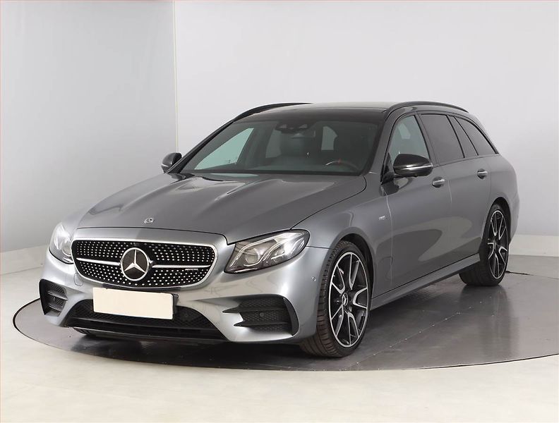 Mercedes-Benz Třídy E (2018) E 53 AMG 4MATIC+ - fotka 2 z 27