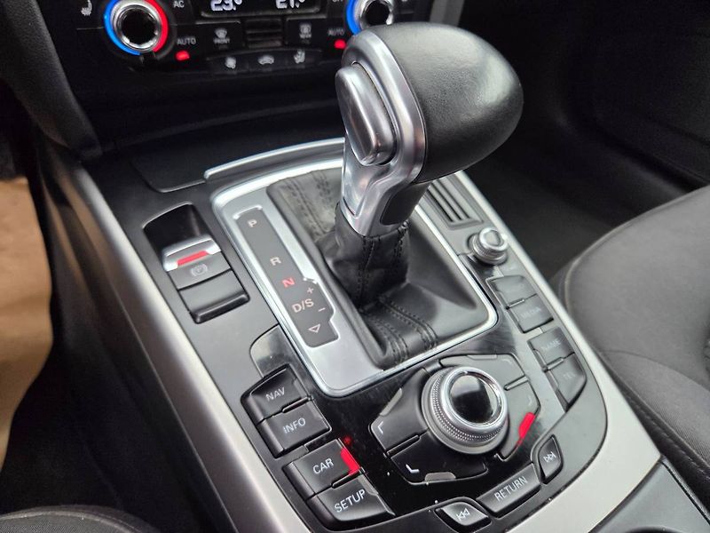 Audi A4 Avant 2.0 TDI DSG - fotka 18 z 30