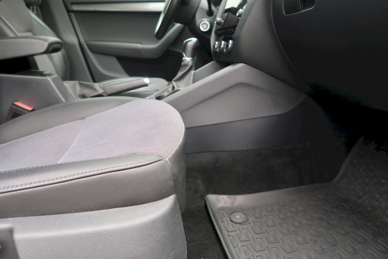 Škoda Octavia (2019) Combi Style Extra  1,5 TSi/110 - fotka 14 z 32