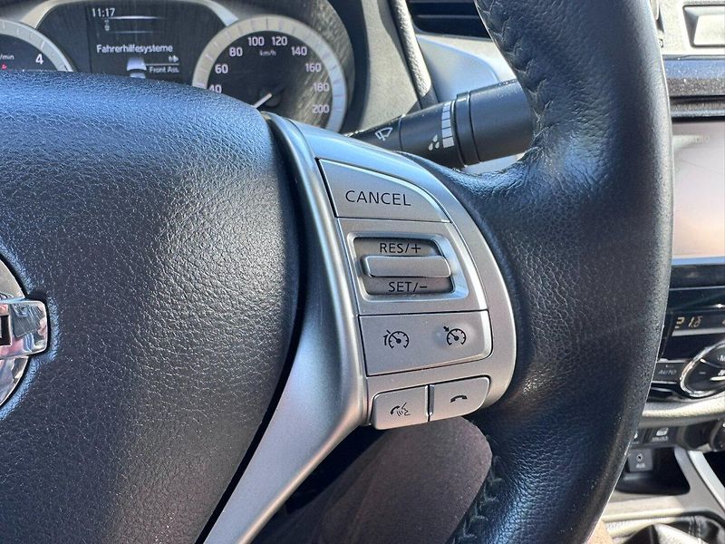 Nissan Navara (2016) 4X4 2,3D 120 KW MANUÁL TAŽNÉ - fotka 31 z 50