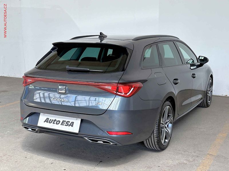 Seat Leon (2022) 1.5TSi, FR, DSG, navi - fotka 4 z 17