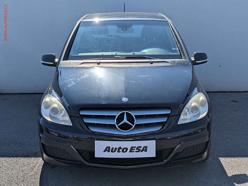 Mercedes-Benz Třídy B (2009) 1.8 CDI, AC, park. senzor - fotka 2 z 15