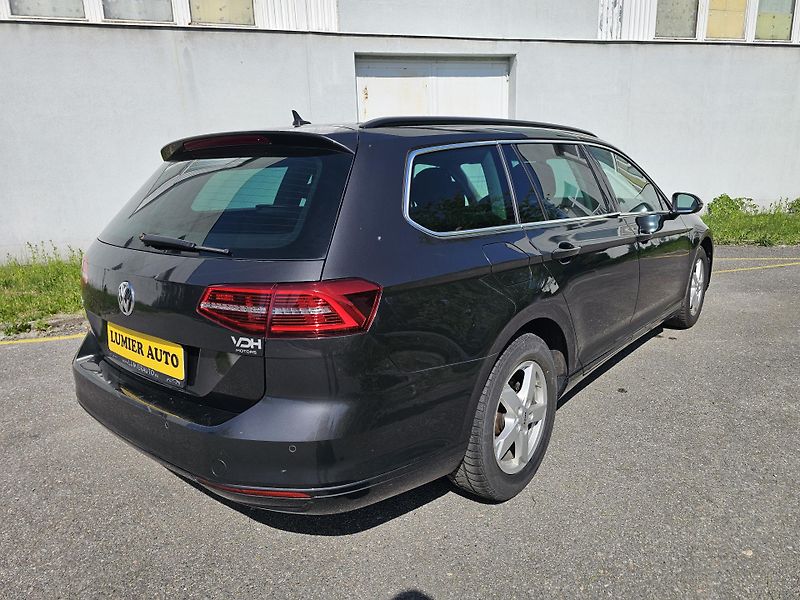 Volkswagen Passat Variant (2018) 1.6TDI  TAŽNÉ, FULL LED - fotka 5 z 16
