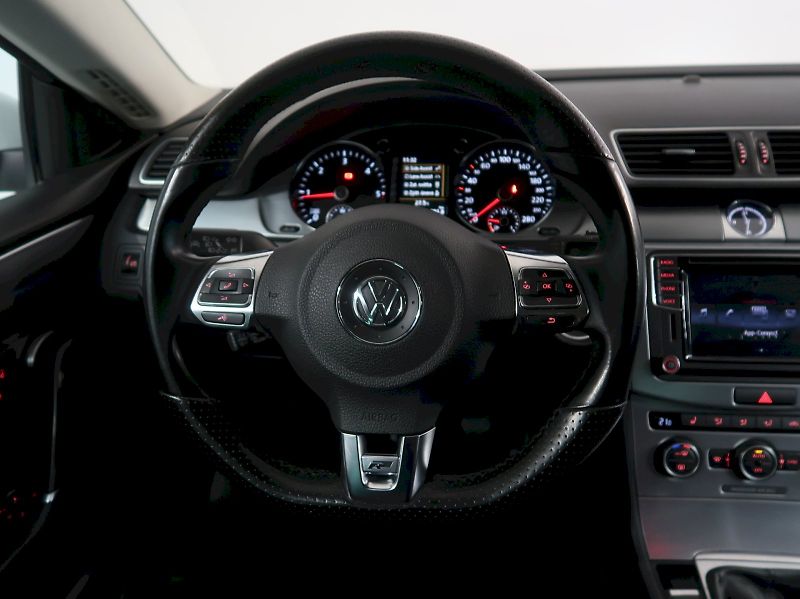 Volkswagen CC (2017) 2.0TDI 110KW - fotka 17 z 33