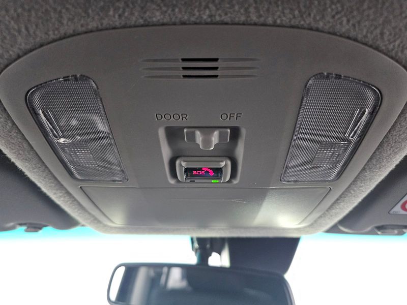 Toyota Hilux (2025) 2.8 D-4D 204k 6AT EXECUTIVE TA - fotka 27 z 32