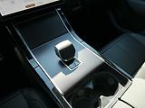 Land Rover Range Rover Velar 3,0 Dynamic SE D300 4x4 aut. - náhled 27