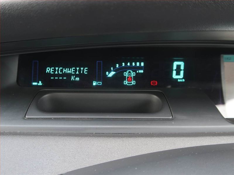 Renault Scénic (2007) 1.6 16V, po STK, Tažné - fotka 11 z 17