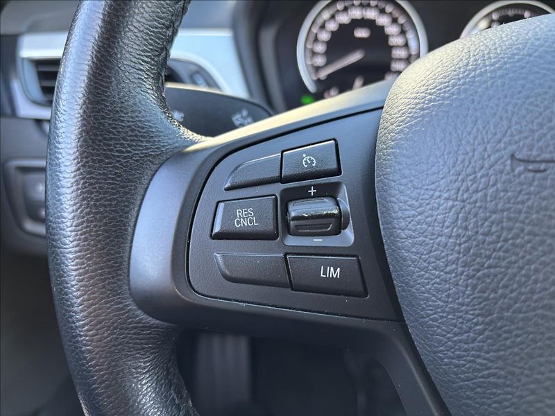 BMW X1 2,0 xDrive 18d 110kW - fotka 25 z 43