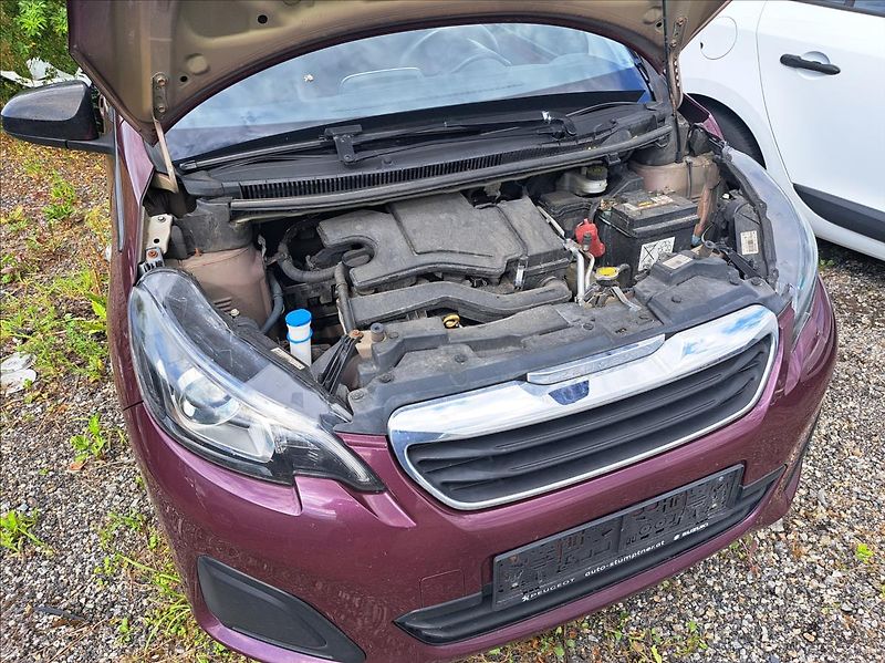 Peugeot 108 1,0 i - fotka 27 z 28
