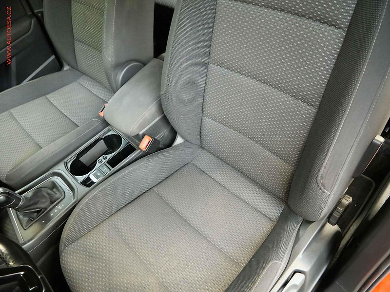 Volkswagen Touran (2016) 1.6TDi, Comfortline, DSG, LED - fotka 9 z 22