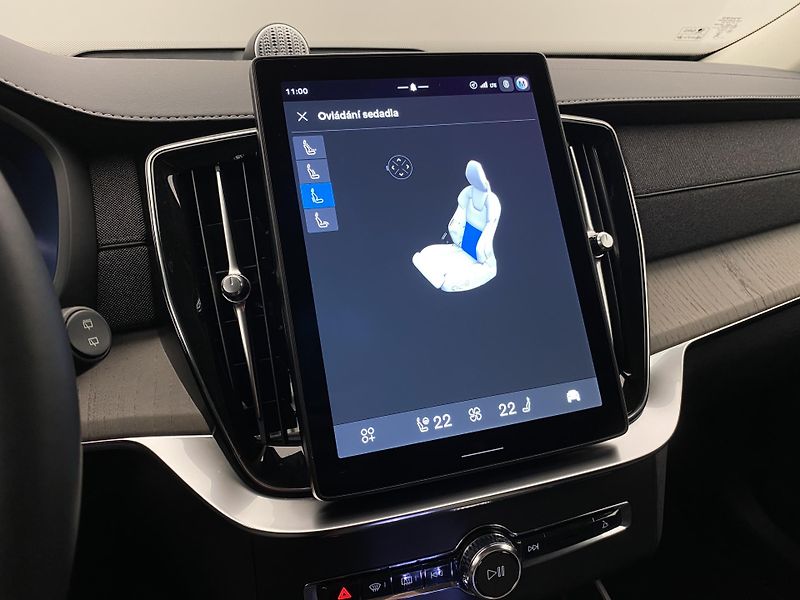 Volvo XC90 T8 AWD RECHARGE BRIGHT PLUS 7m - fotka 65 z 67
