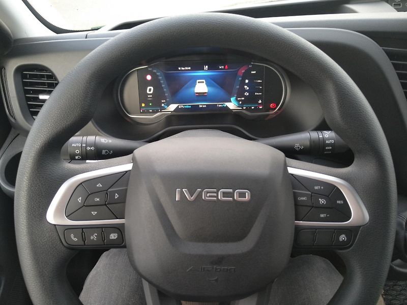 Iveco Daily 3,0L skrin+celo - fotka 9 z 9