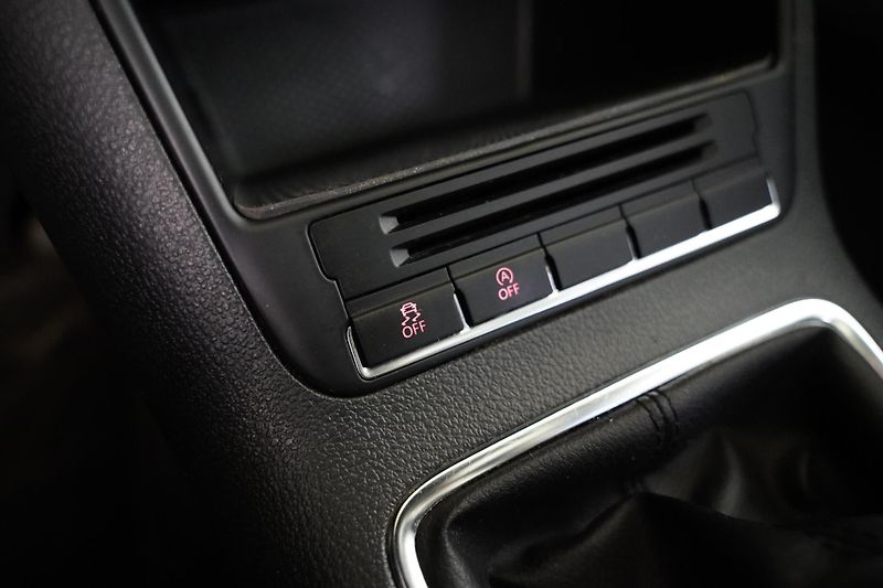Volkswagen Tiguan - fotka 21 z 24