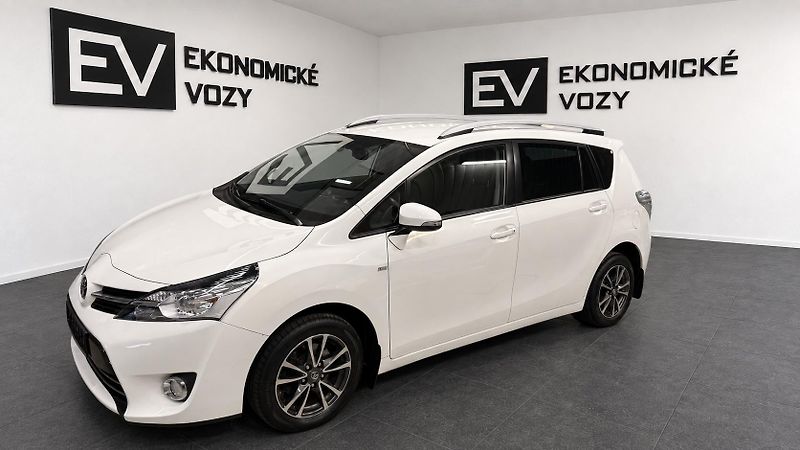 Toyota Verso (2014) 2.0DID,ČR,7 MÍST,2 MAJITEL - fotka 1 z 32