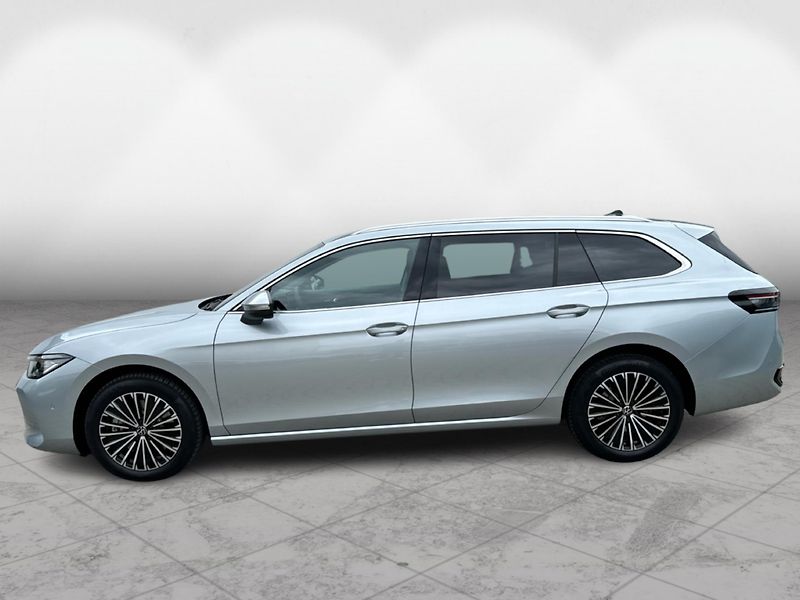 Volkswagen Passat Elegance 2,0 TDI 142 kW 4MOT - fotka 3 z 26