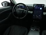Ford Mustang Mach-E (2021) Standard Range RWD, SoH 94% - náhled 7