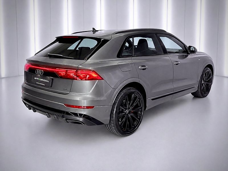 Audi Q8 50TDI QUATTRO S-LINE, WEBASTO, - fotka 6 z 37