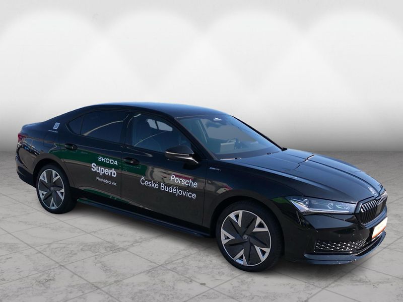 Škoda Superb 1,5 TSI  iV - fotka 6 z 30