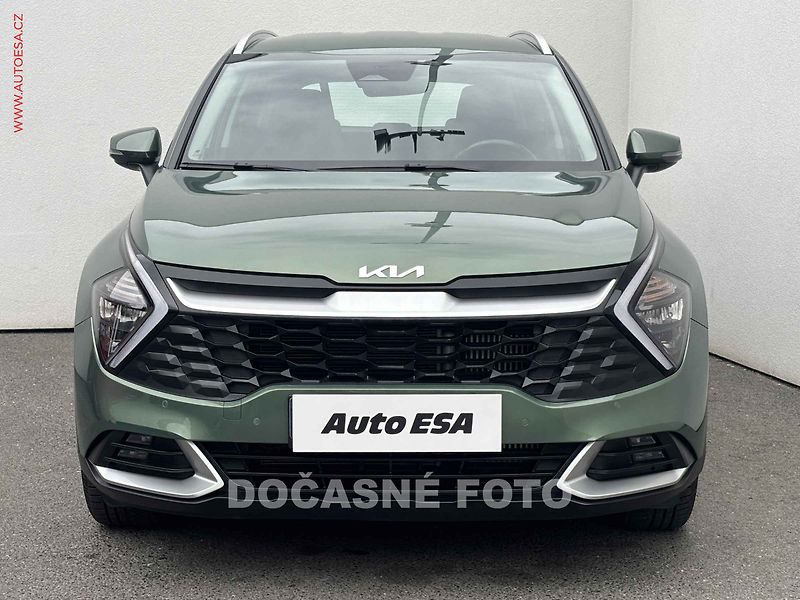 Kia Sportage (2023) 1.6 T-GDi 4X4, 2.maj,ČR - fotka 2 z 16