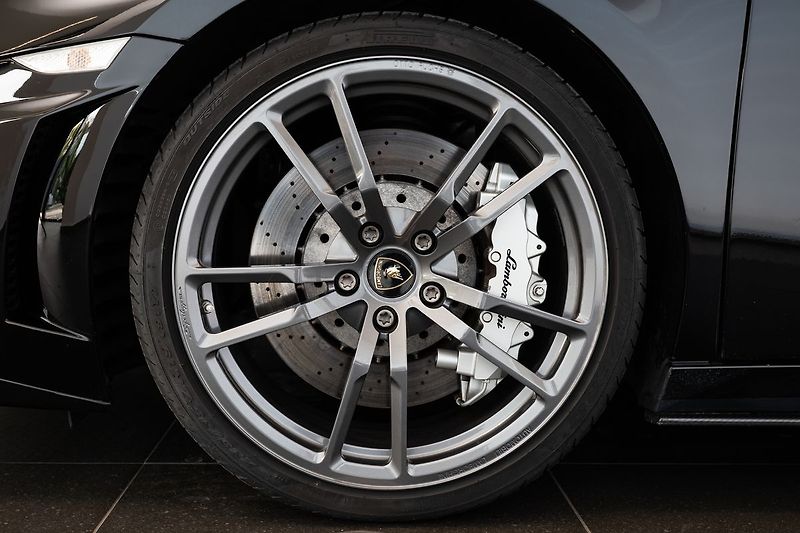 Lamborghini Gallardo Spyder Karbo/Alcantace/Kamera - fotka 16 z 20