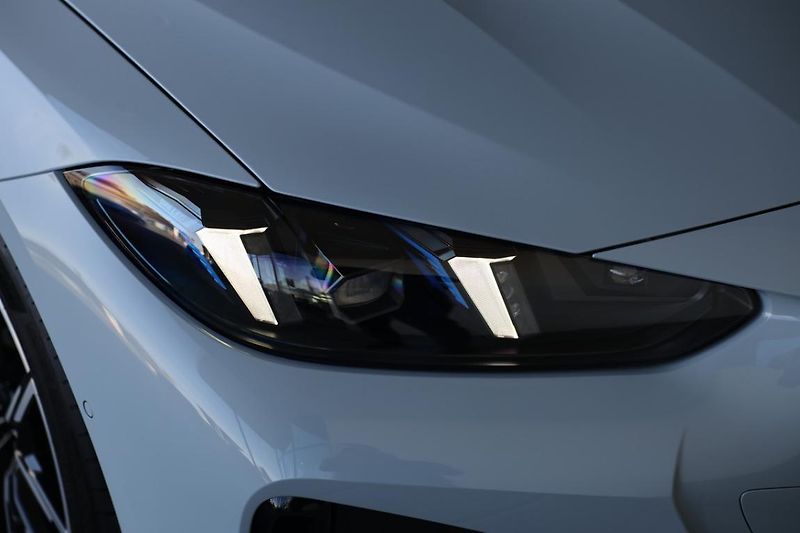 BMW Řada 4 i4 eDrive Gran Coupe - fotka 16 z 17