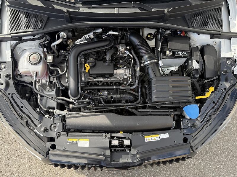 Škoda Fabia Monte Carlo 1.0 TSI 85 kW - fotka 11 z 26