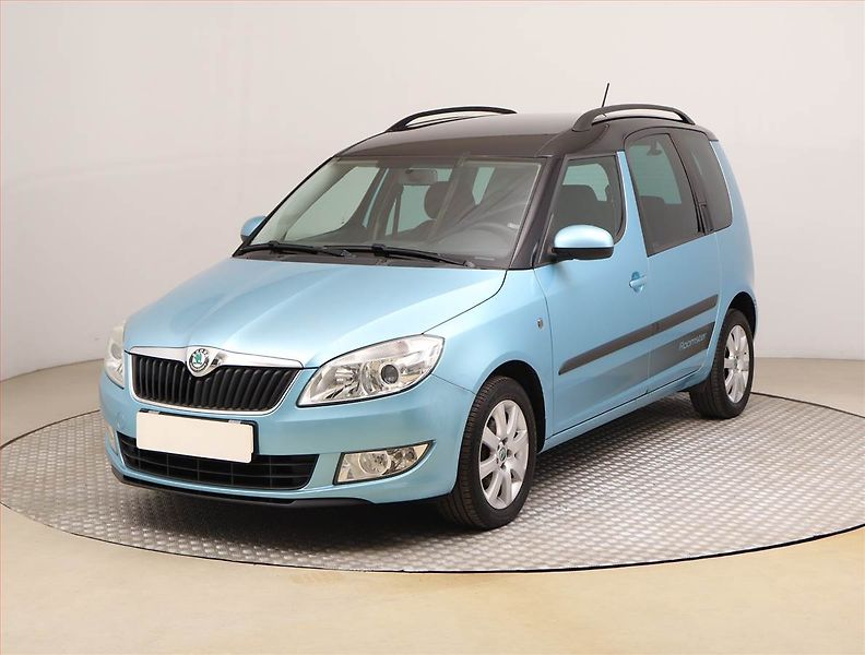 Škoda Roomster (2011) Ambition 1.2 TSI - fotka 2 z 19
