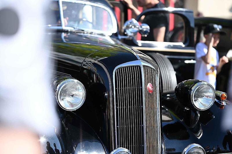 Prvomájová jízda automobilových veteránů 2025 v Ústí nad Labem.