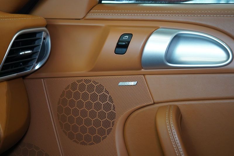 Porsche 911 Carrera S, Manuál, Bose, Navi - fotka 37 z 40