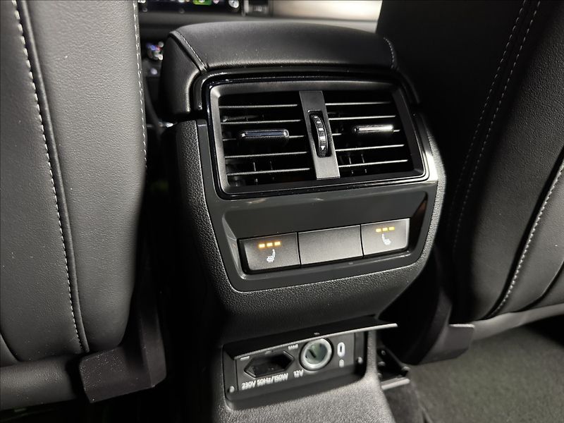 Škoda Kodiaq 2,0 TDi  DSG Sportline Virtual - fotka 16 z 47