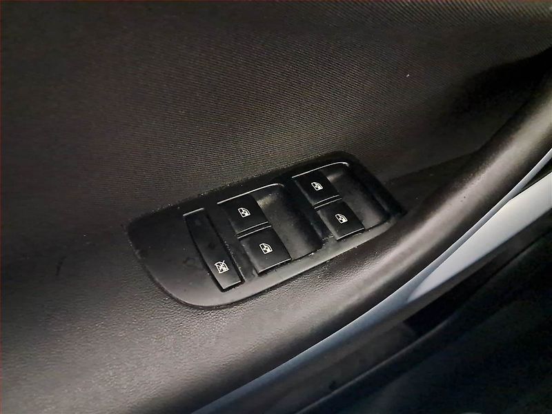 Opel Zafira (2013) 2.0 CDTI, 7 míst, nová STK - fotka 19 z 19