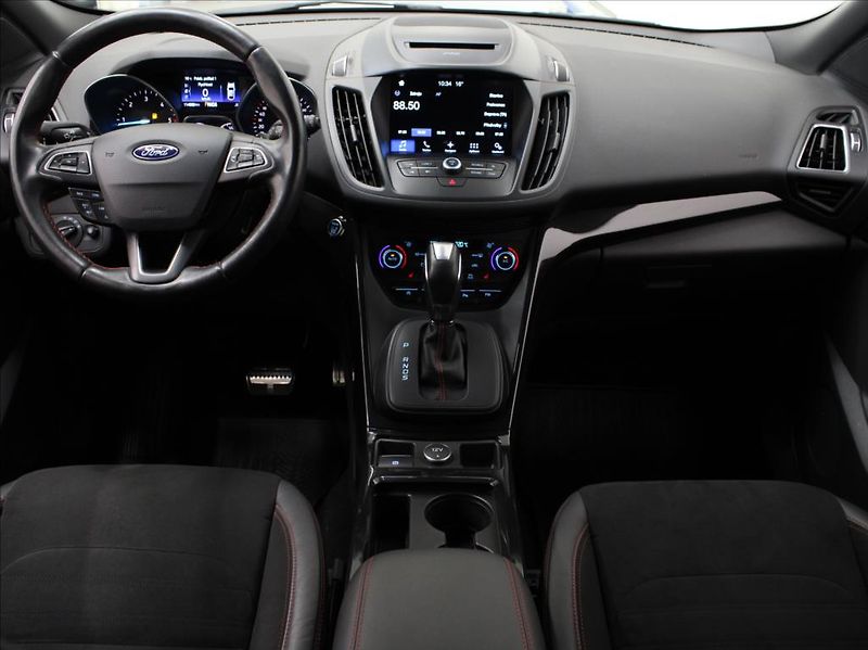 Ford Kuga 2,0 EBlue 132kW 4x4 AT ST-line - fotka 8 z 23