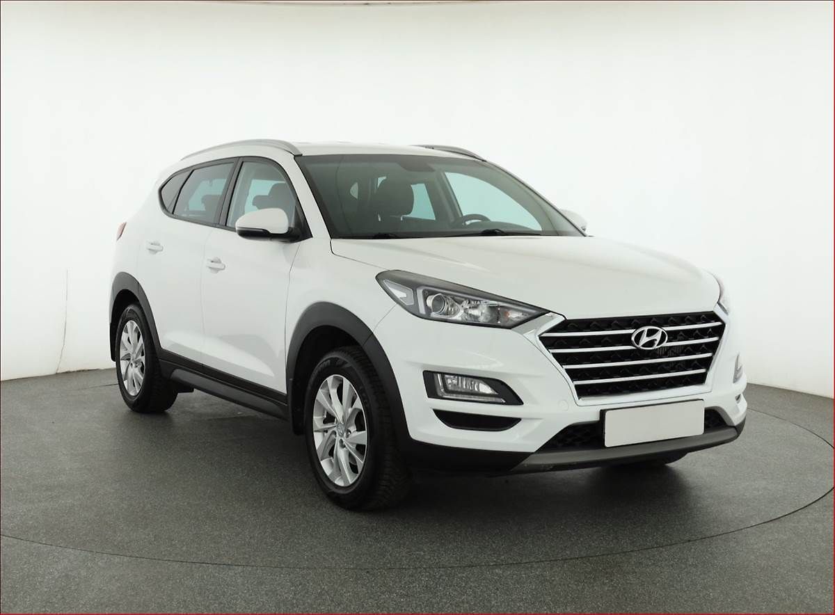 Hyundai Tucson Trikolor 1.6 CRDi, ČR,1.maj