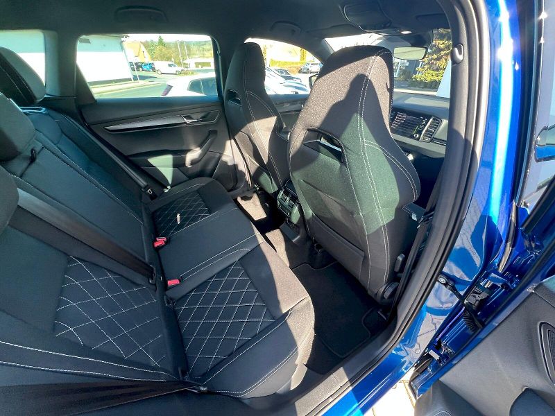 Škoda Karoq (2025) Sportline 1.5TSi 110kW 7°autom - fotka 17 z 30