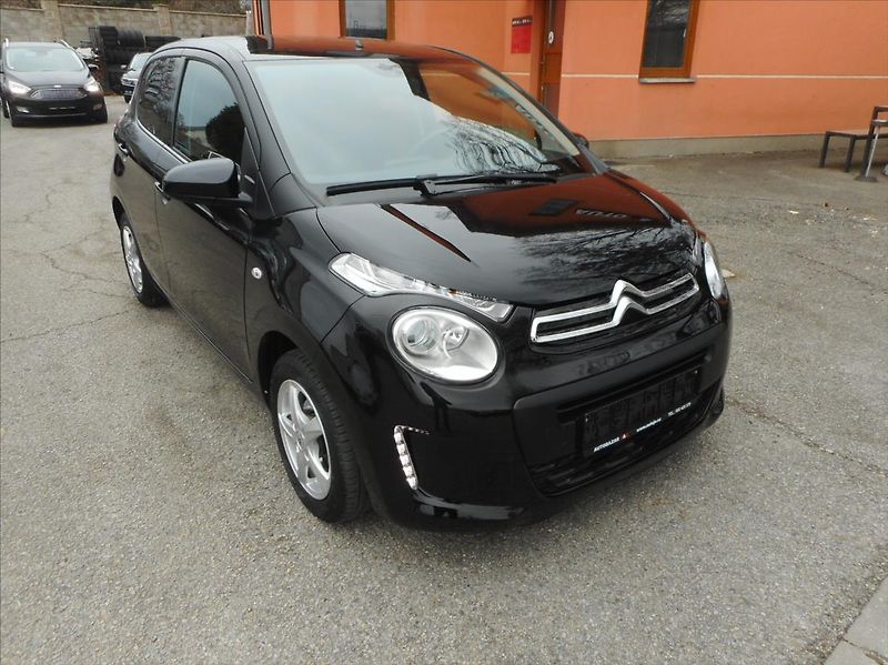 Citroën C1 1,0 VTi - fotka 3 z 23