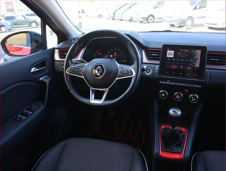 Renault Captur (2020) Intens 1.3 TCe, Kůže, Navi - fotka 7 z 21