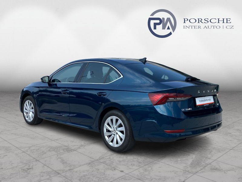 Škoda Octavia 2.0TDi 110kW STYLE PLUS 4x4 DS - fotka 4 z 30
