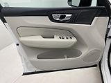 Volvo XC60 (2026) B5 AWD AUT DARK PLUS  - náhled 7