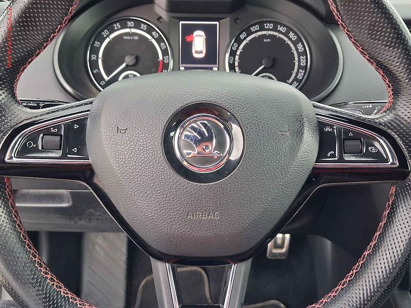 Škoda Octavia (2016) 2.0 TDi, RS Challange, DSG - fotka 21 z 24