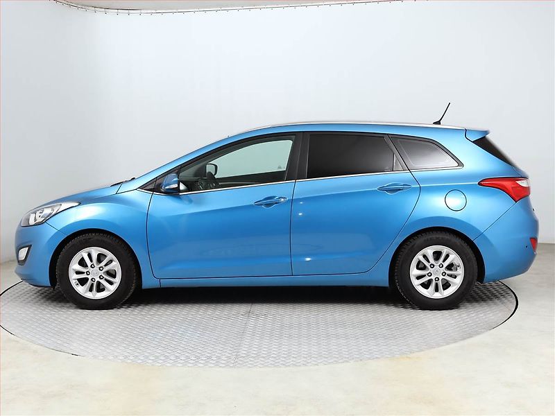 Hyundai i30 (2016) 1.6 CRDi, Serv.kniha, Tempomat - fotka 3 z 13