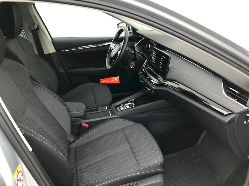 Škoda Octavia (2022) COM STY PLUS TS 4X4 140/2.0 A7 - fotka 12 z 26