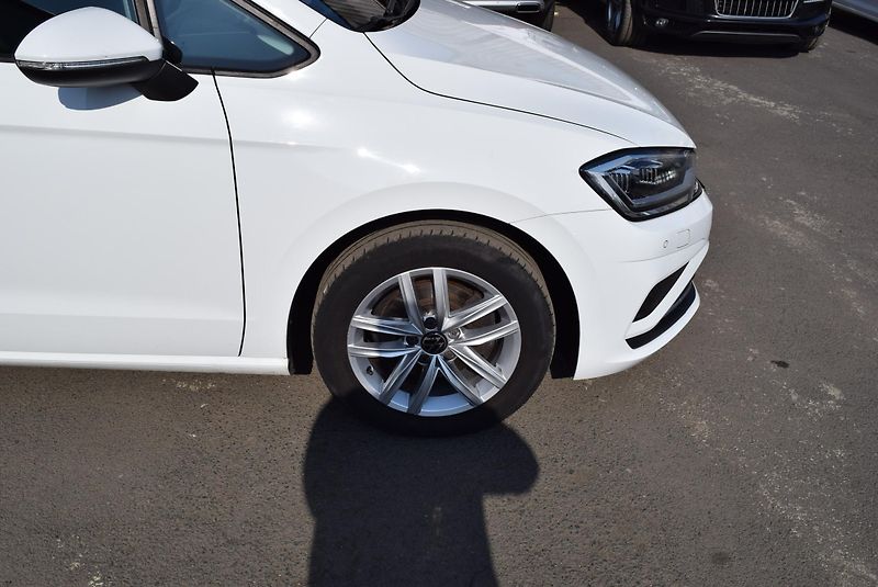 Volkswagen Golf Sportsvan (2020) 1.5TSI EVO 110kw DSG LED TAŽNÉ - fotka 6 z 48
