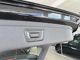 BMW Řada 3 330i xDrive*M-SPORT*Distronic - náhled 38