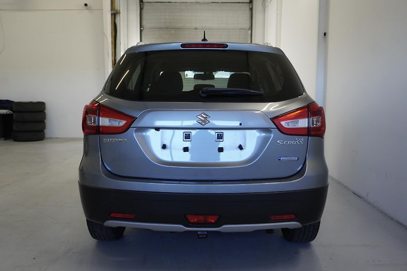 Suzuki SX4 S-Cross S-CROSS  1,4 BOOSTERJET MHEV - fotka 6 z 27