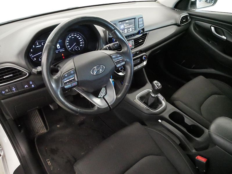 Hyundai i30 - fotka 5 z 6