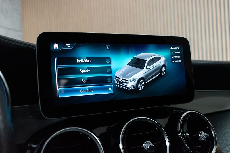 Mercedes-Benz GLC 220d AMG*4MATIC*AIRMATIC*DPH* - fotka 30 z 43